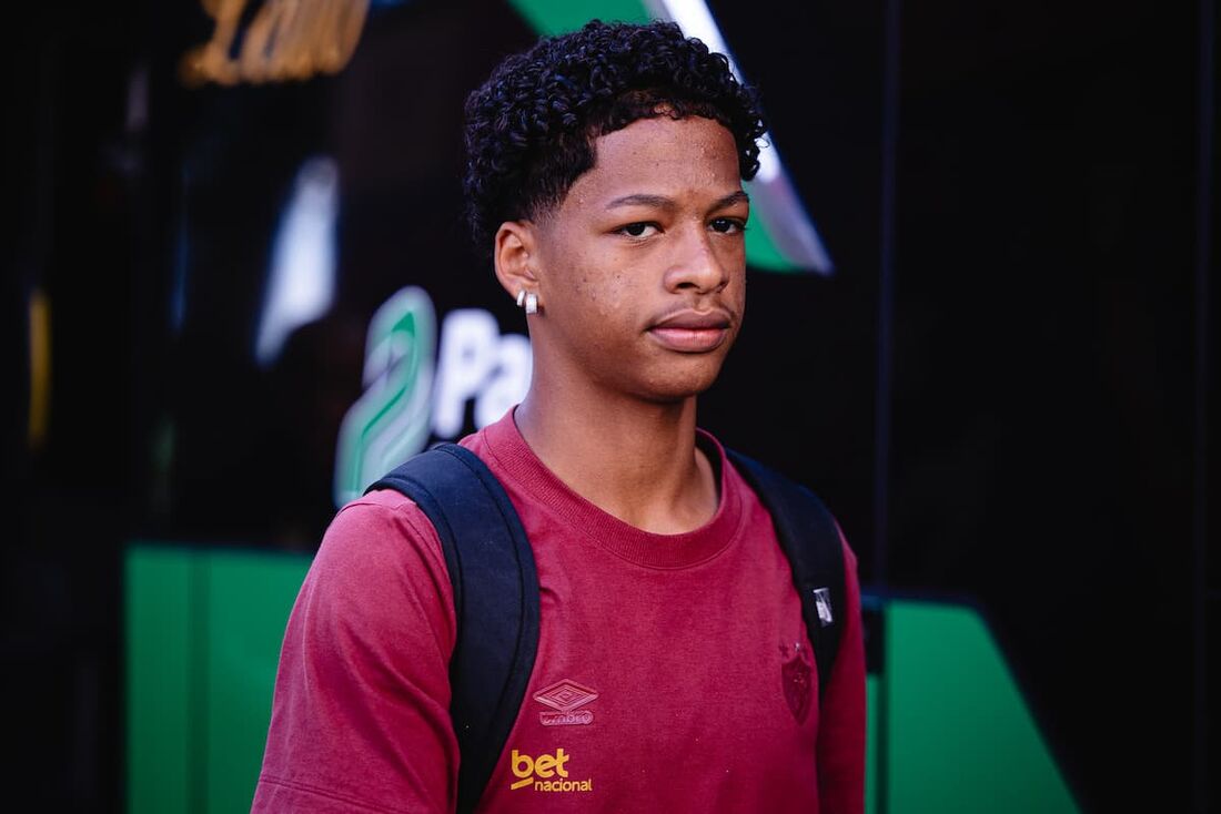 Zé Lucas, volante revelado na base do Sport 