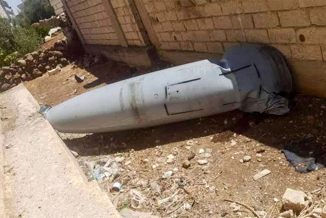 Restos de um projétil iraniano que se dirigia a Israel