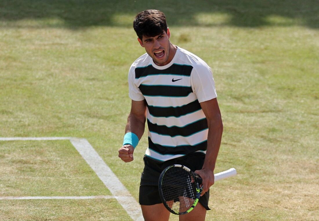 Alcaraz conquistou o torneio Queen's e segue embalado para Wimbledon, o terceiro Grand Slam do ano