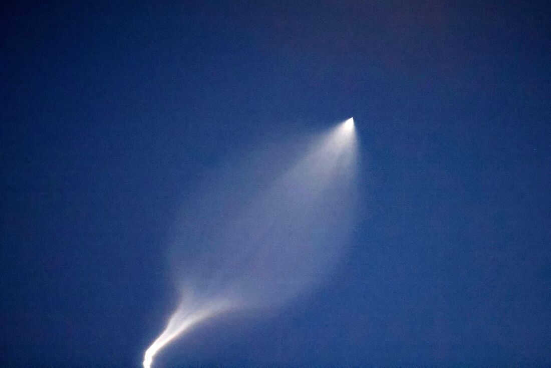 Um míssil é disparado do Irã