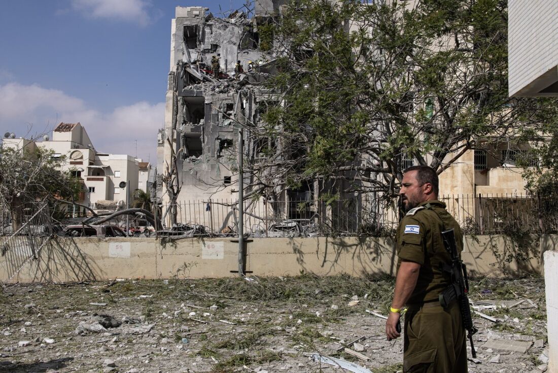 Irã alega ter disparado mísseis contra Israel 'minutos antes' de cessar-fogo entrar em vigor