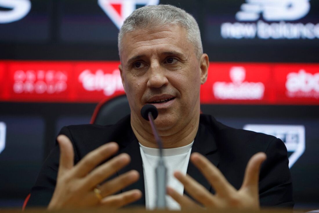 Hernán Crespo vem recuperando o time do São Paulo
