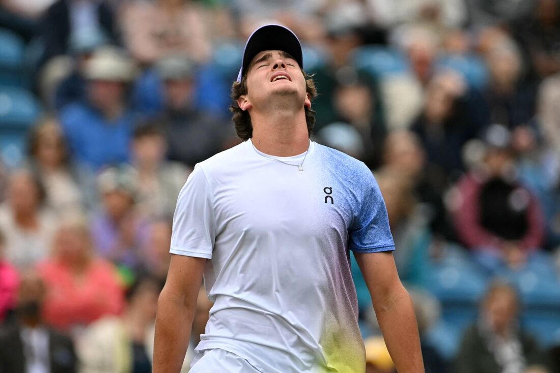 João Fonseca caiu no ranking da ATP e corre o risco de deixar o Top 50 após os Masters de Toronto, no Canadá