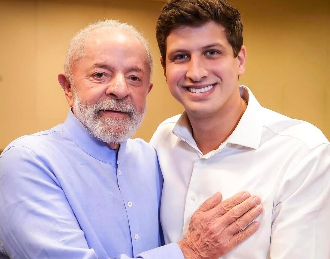 Presidente Lula (PT) prestigia eleição de João Campos como presidente nacional do PSB
