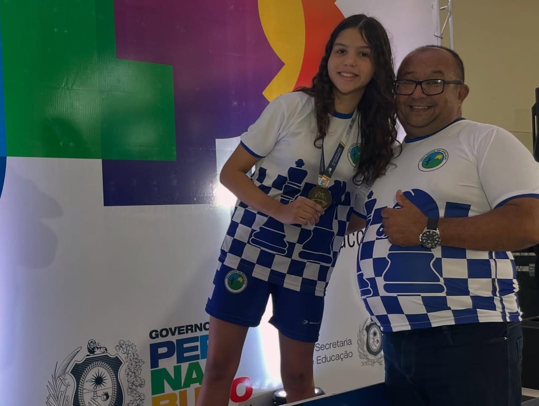 Isabel dos Anjos Santos, de 13 anos, conquista o título estadual de xadrez nos Jogos Escolares de Pernambuco (Jeps)