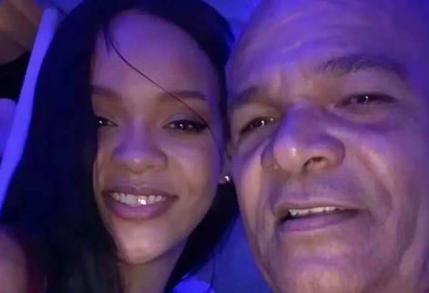 Rihanna e o pai, Ronald Fenty