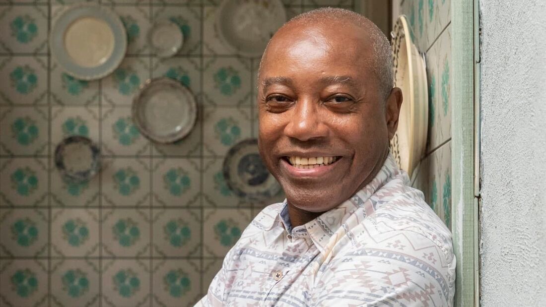 Nando Cunha pausou a carreira por depressão e reforçou o cuidado com saúde mental.