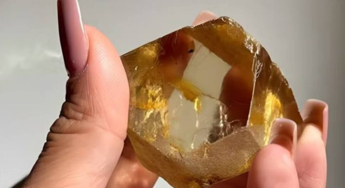 Segundo maior diamante já registrado no Brasil