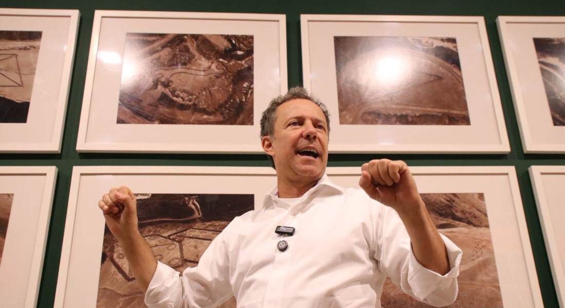 Vik Muniz expõe no IRB 