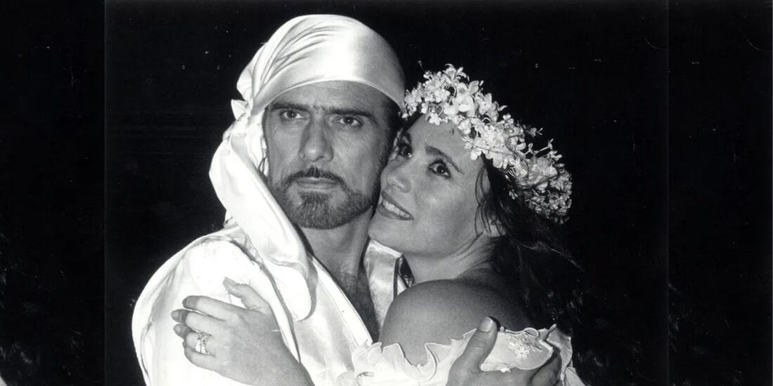 Francisco Cuoco e Regina Duarte em "Sétimo sentido", de 1982, novela da Globo