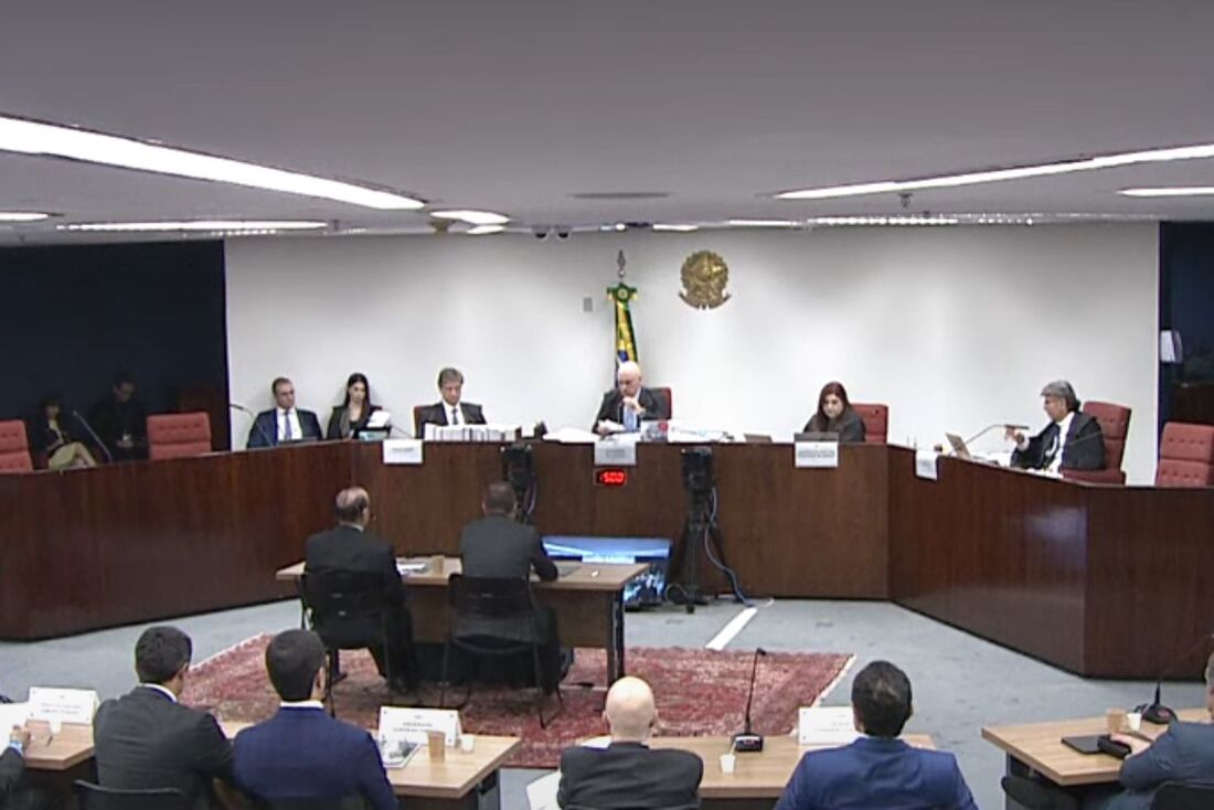 STF tem detectores de metal e segurança reforçada para depoimento de Bolsonaro e outros 7 réus