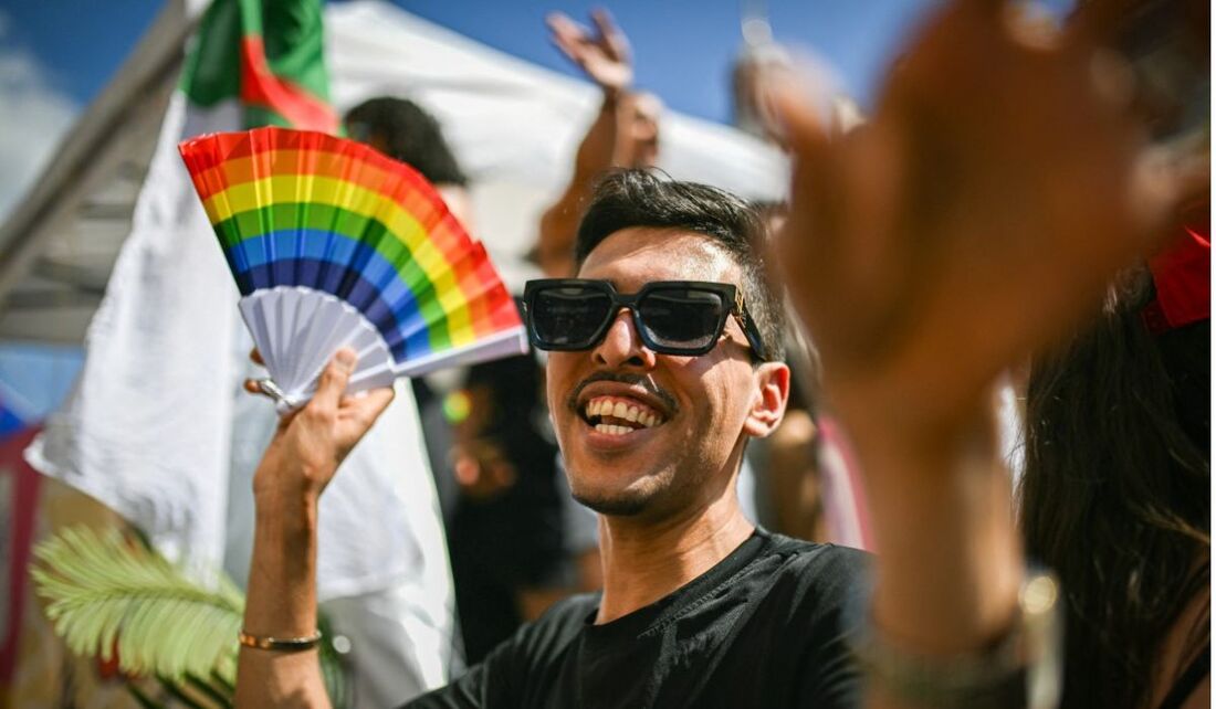Parada do Orgulho Gay de Paris em 28 de junho de 2025