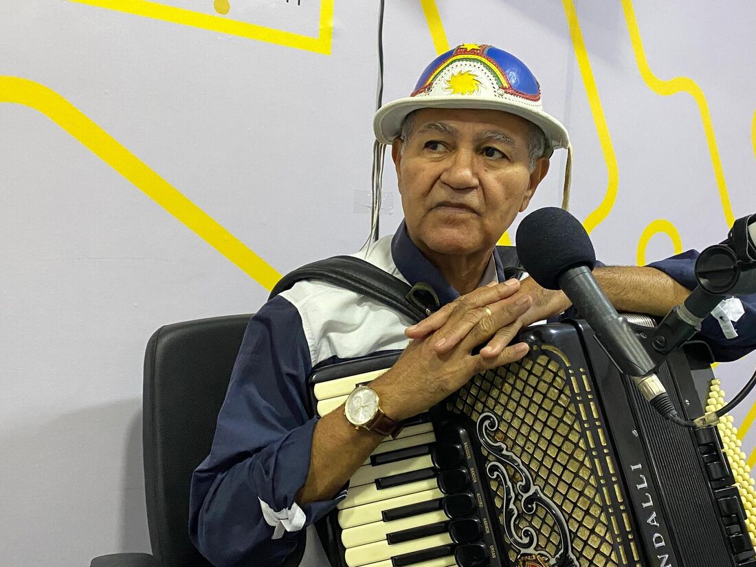 Gennaro músico, cantor e compositor