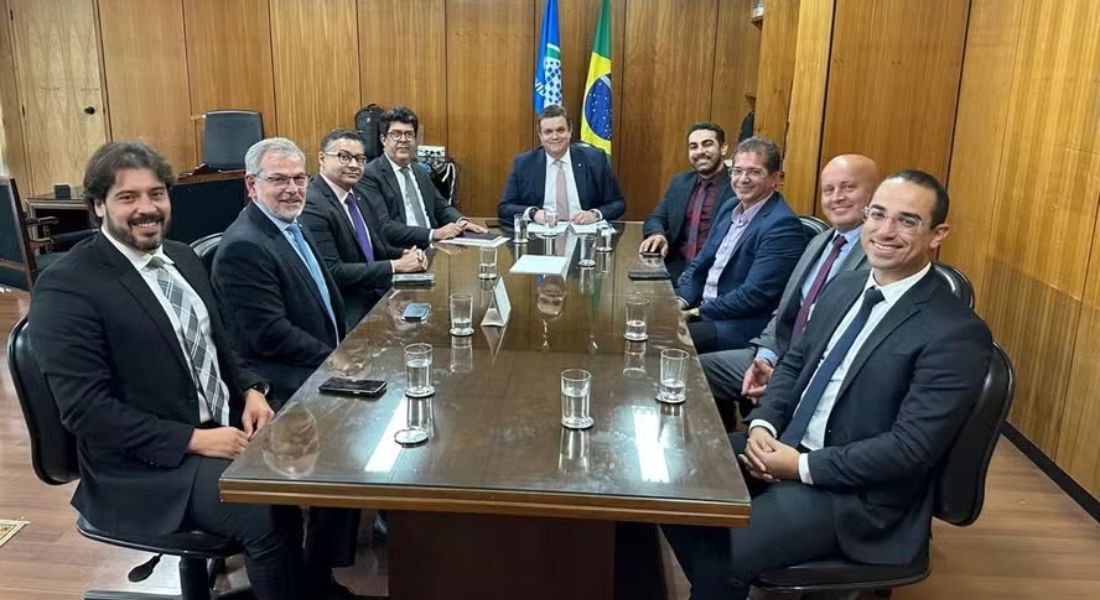 Reunião de Wolney Queiroz, então deputado federal, com diretores do INSS e o empresário Antônio Carlos Camilo Antunes, o Careca do INSS, em reunião no dia 12 de janeiro de 2023