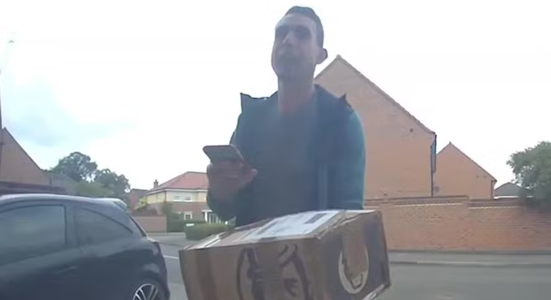 Ex-árbitro da Premier League David Coote