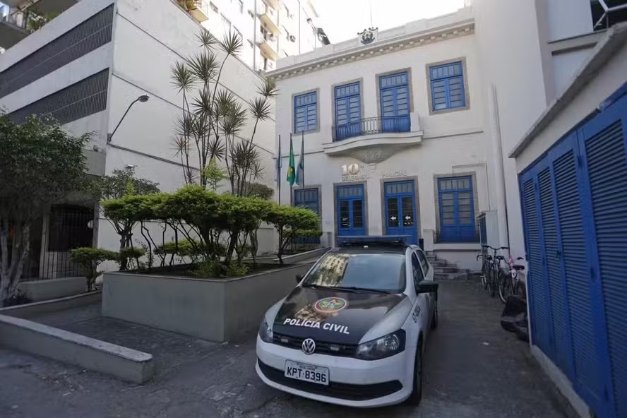 Fachada da 10ª DP (Botafogo)