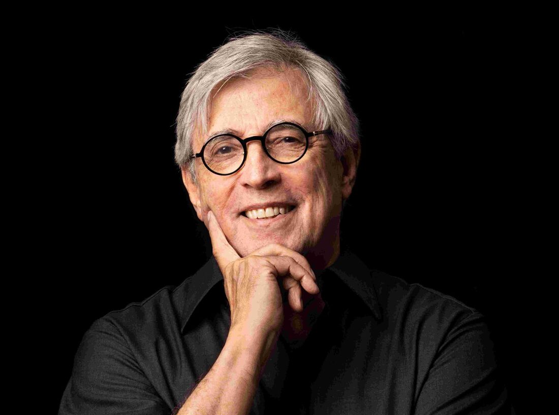 Ivan Lins, cantor e compositor, celebra 55 anos de carreira com a turnê "Ivan Lins 80 Anos"