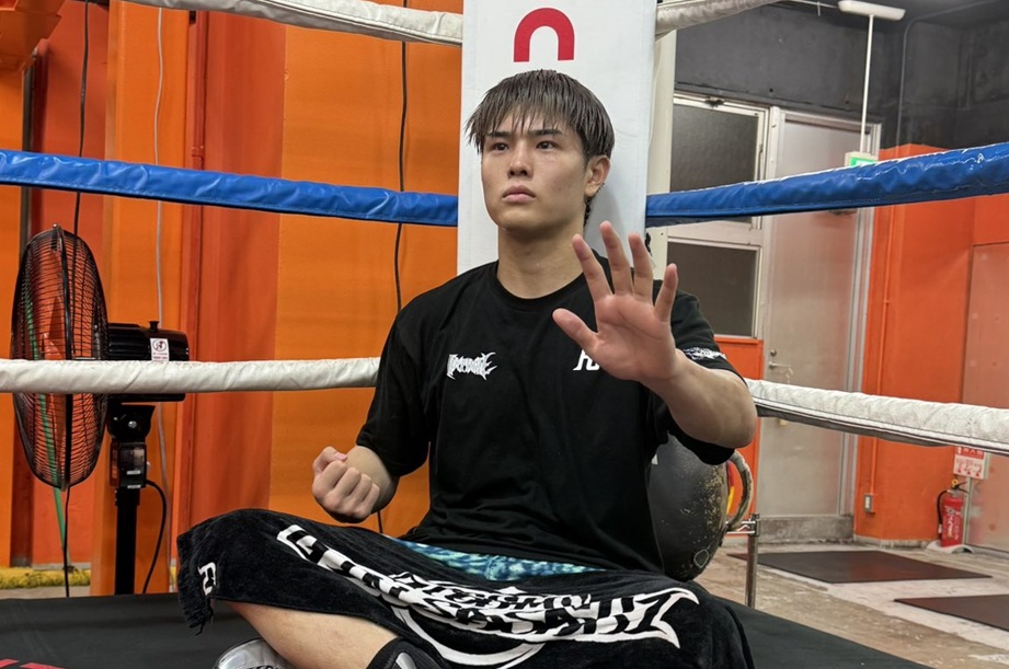 Jin Sasaki, de 23 anos, perdeu a memória após um nocaute