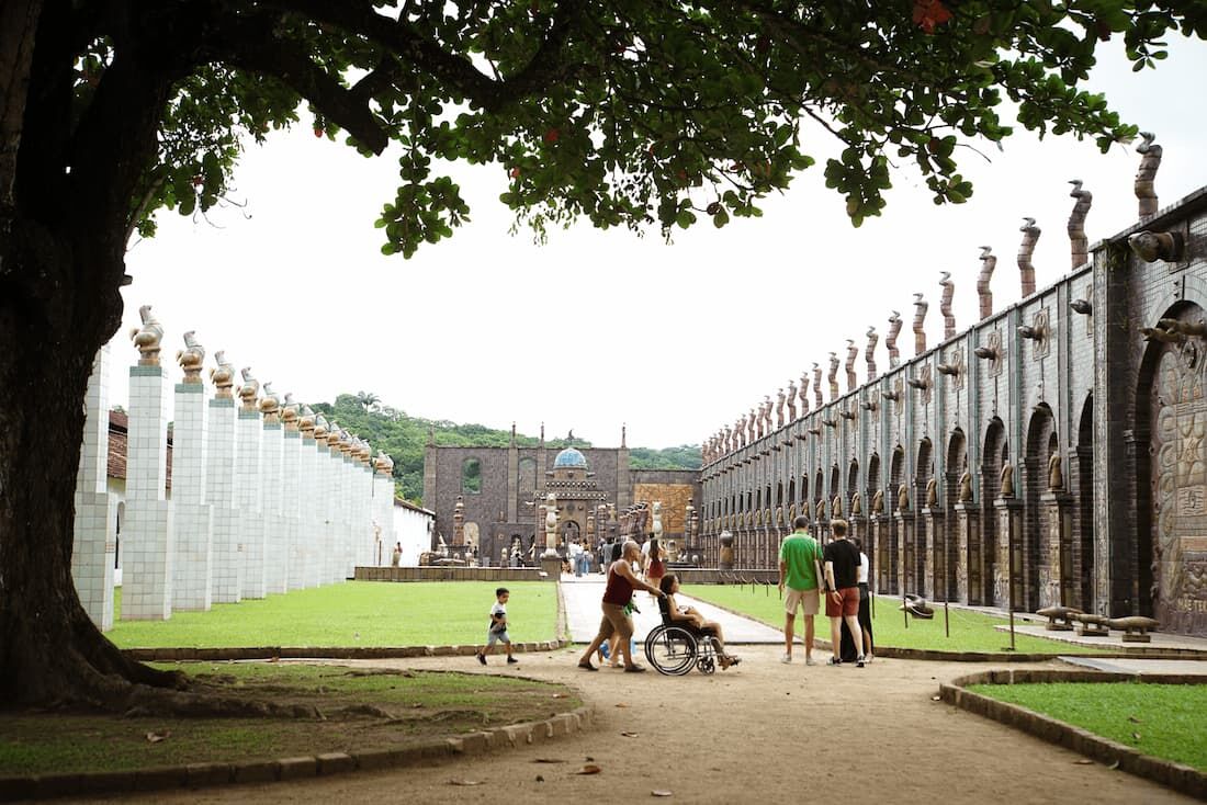 A Oficina Francisco Brennand abrirá suas portas com entrada gratuita ao público das 9h às 17h, nesta quarta (11)