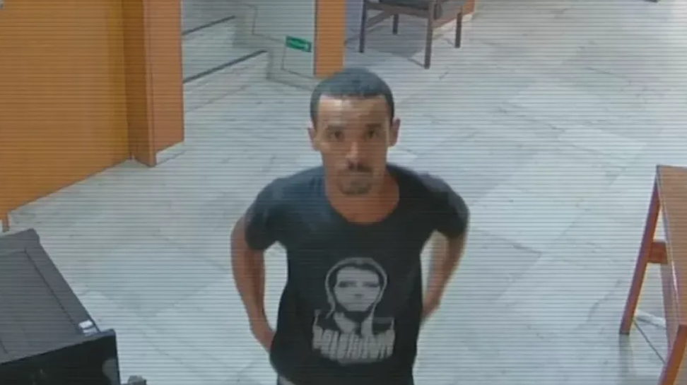 Homem que quebrou relógio que Dom João VI trouxe para o Brasil em 1808 foi identificado como Antônio Cláudio Alves Ferreira, de 30 anos