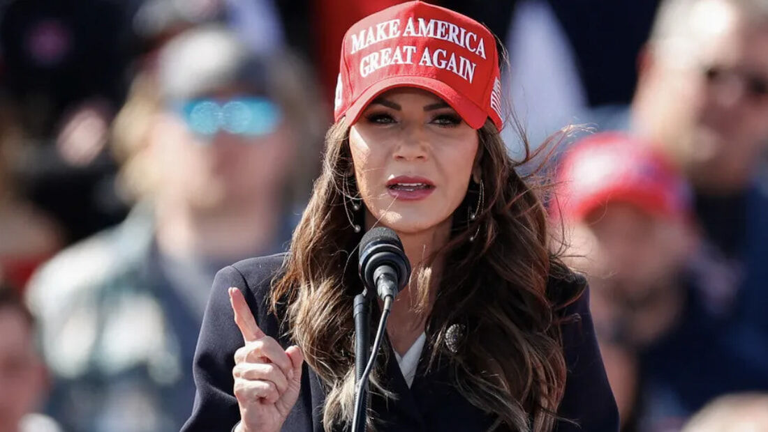 A secretária de Segurança Interna dos Estados Unidos Kristi Noem