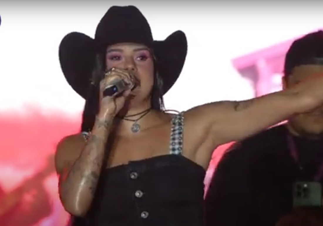 A terceira e mais aguardada atração da noite foi a sertaneja Ana Castela