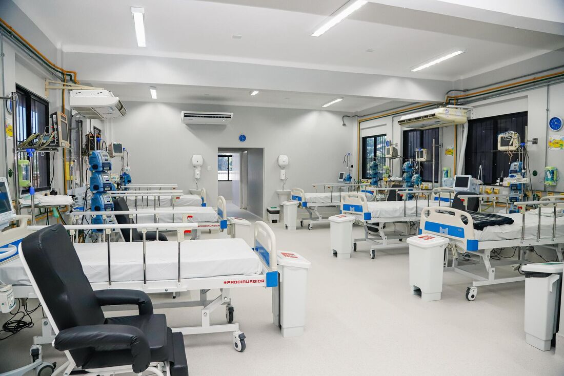 Leitos de UTI pediátrica no Hospital Barão de Lucena