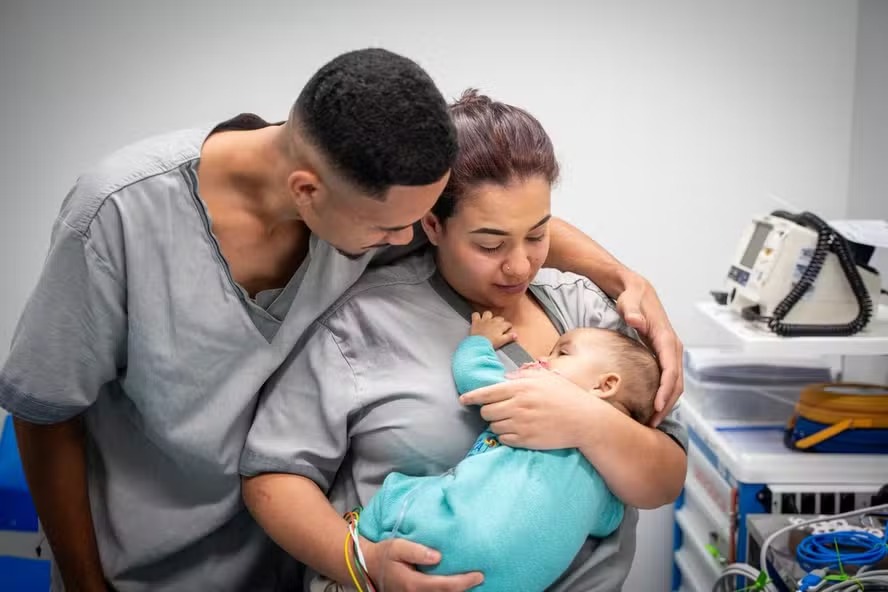 SUS realiza primeiras infusões com tratamento inovador para crianças com AME