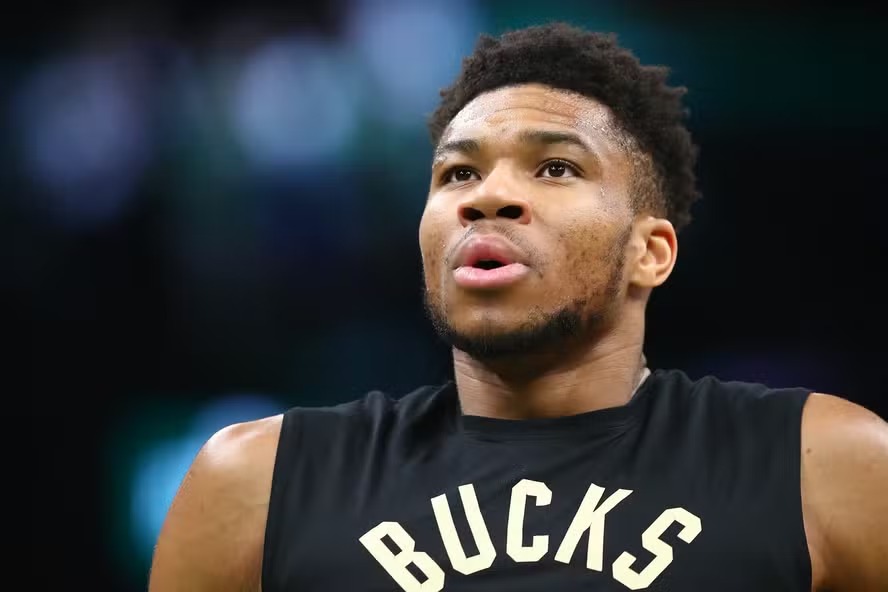 Giannis Antetokounmpo, craque grego do Milwaukee Bucks, virá ao Brasil 