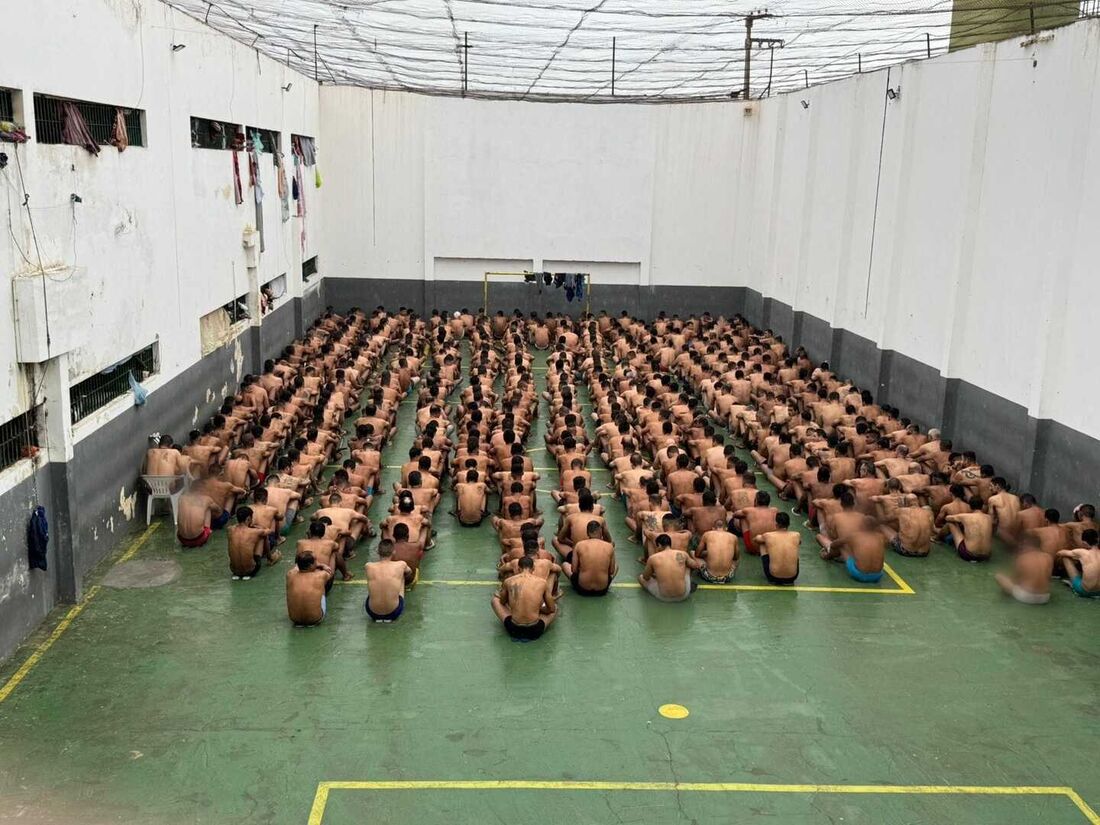 Operação foi realizada em presídios de Petrolina e Salgueiro