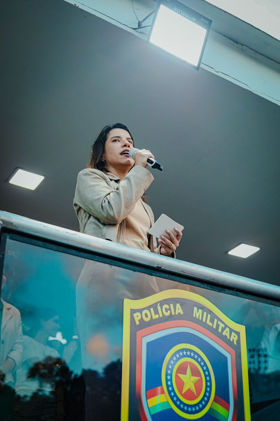 A governadora Raquel Lyra entregou viaturas, equipamentos e assinou autorização para licitação de novos batalhões da Polícia Militar