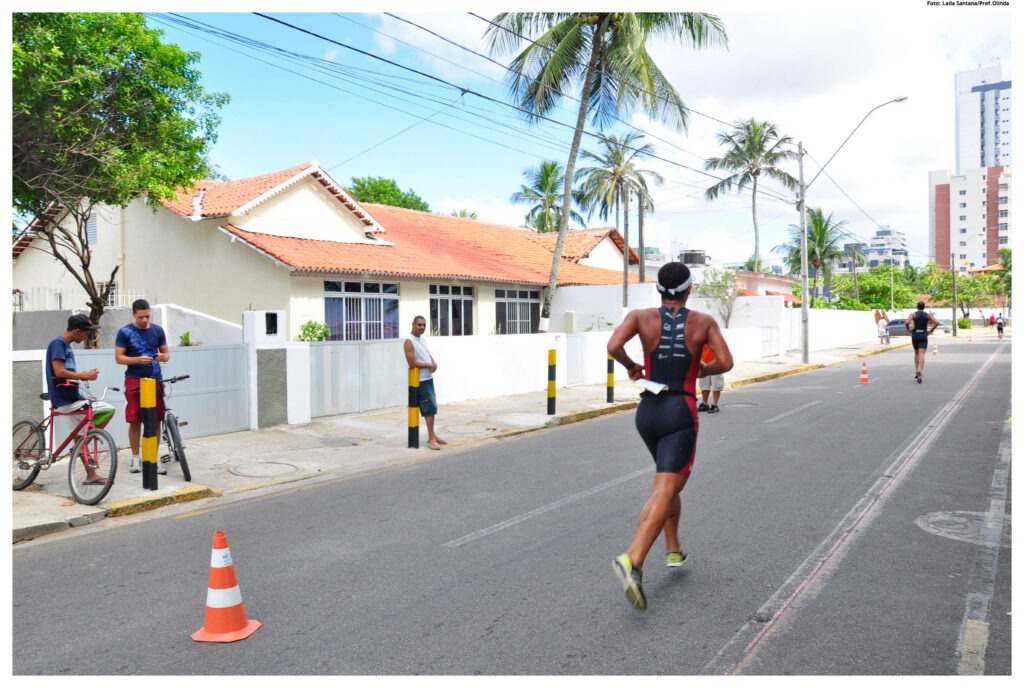 Maratona Internacional movimenta mais de 3 mil atletas em Olinda