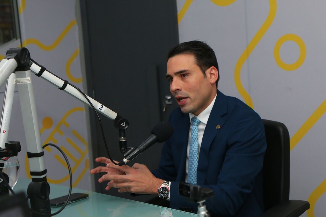 Entrevista com o deputado estadual João Paulo Costa (PCdoB).