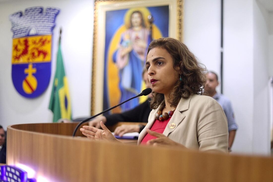 Vereadora de Olinda Eugênia Lima (PT)