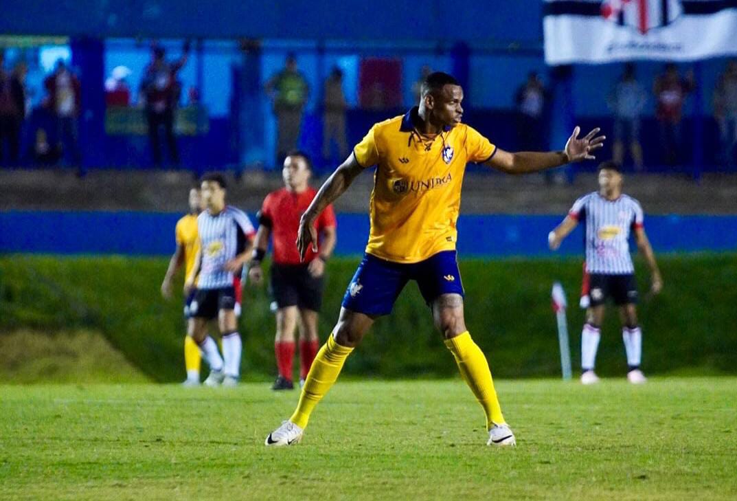 Retrô fica no empate por 0x0 contra o Anápolis