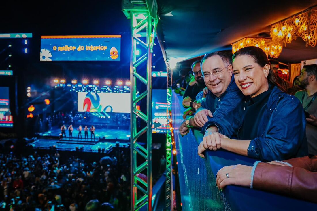 Governadora Raquel Lyra prestigia abertura do São João de Arcoverde, no Sertão