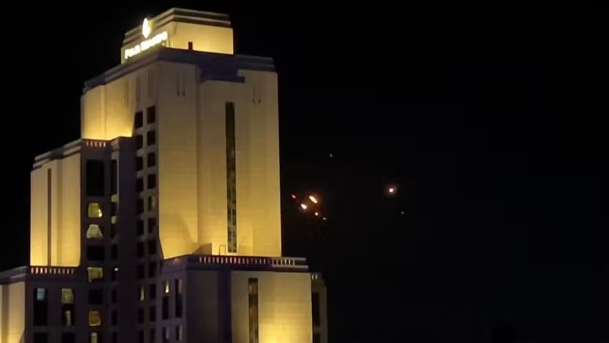 Vídeos mostram ataque do Irã a Tel Aviv, capital israelense