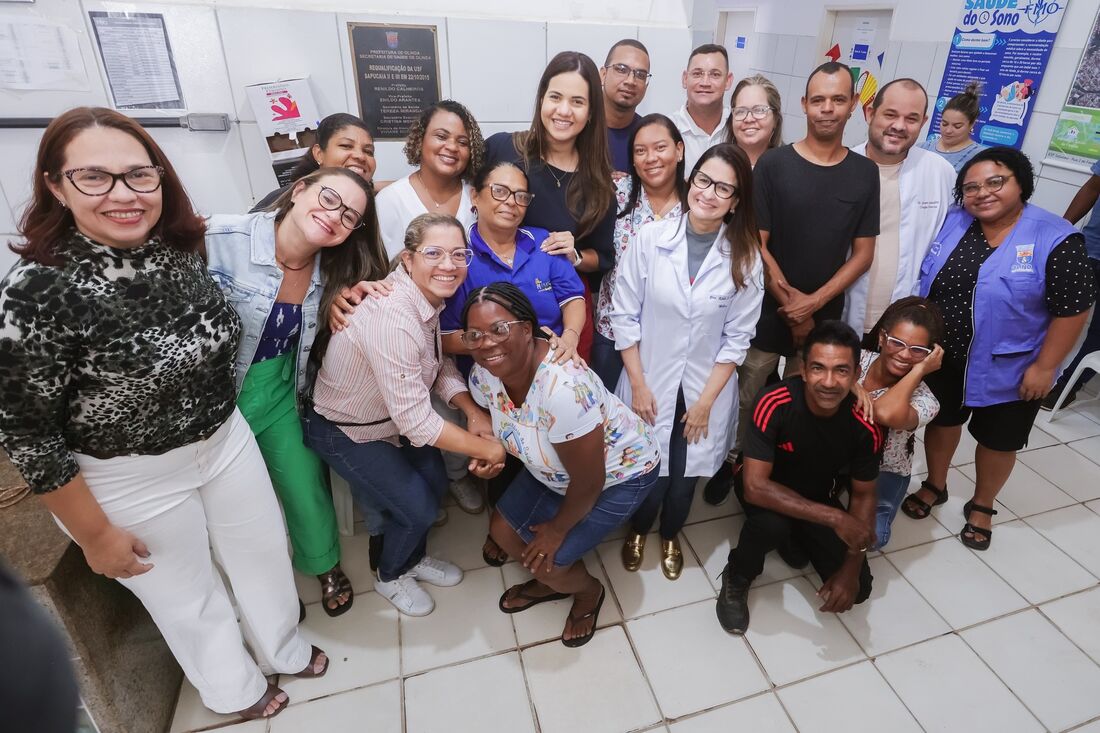 Mirella Almeida vistoria unidades de saúde nos bairros de Sapucaia e Aguazinha