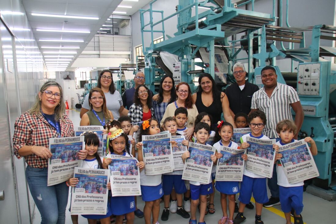 Visita dos alunos da Creche do Porto Digital a FolhaPE