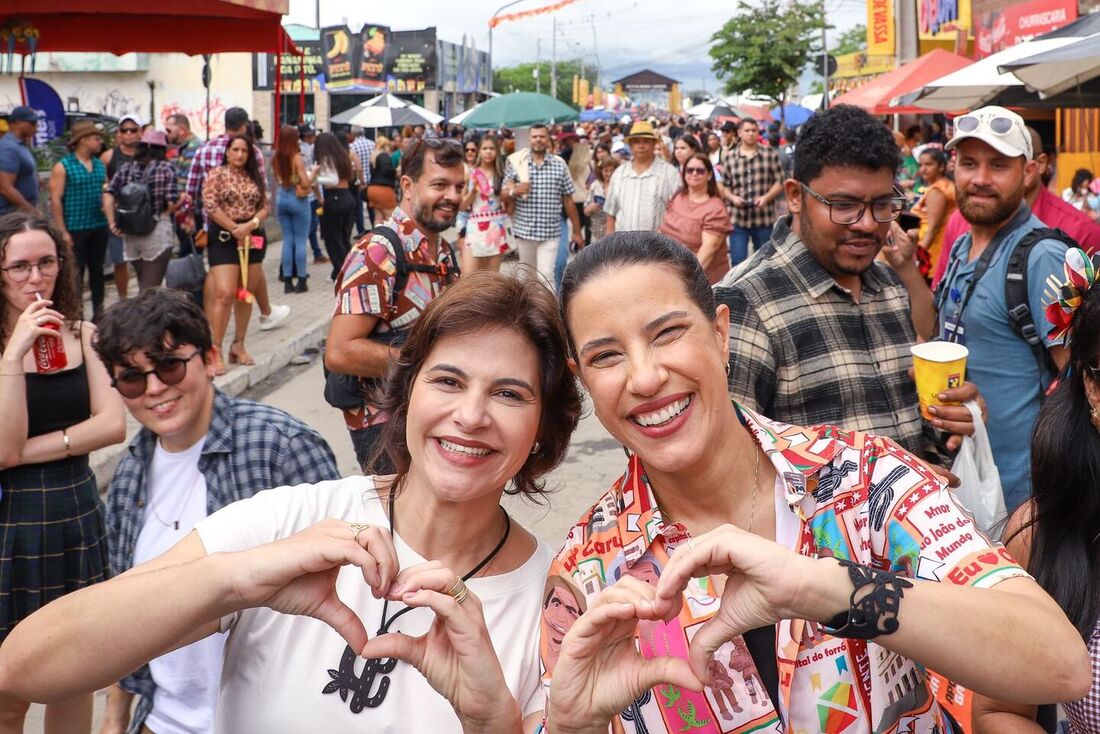 Governadora Raquel Lyra e vice-governadora Priscila Krause no Alto do Moura, em Caruaru