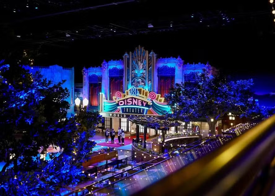 Homem tenta se casar com menina de nove anos dentro da Disneylândia e acaba preso