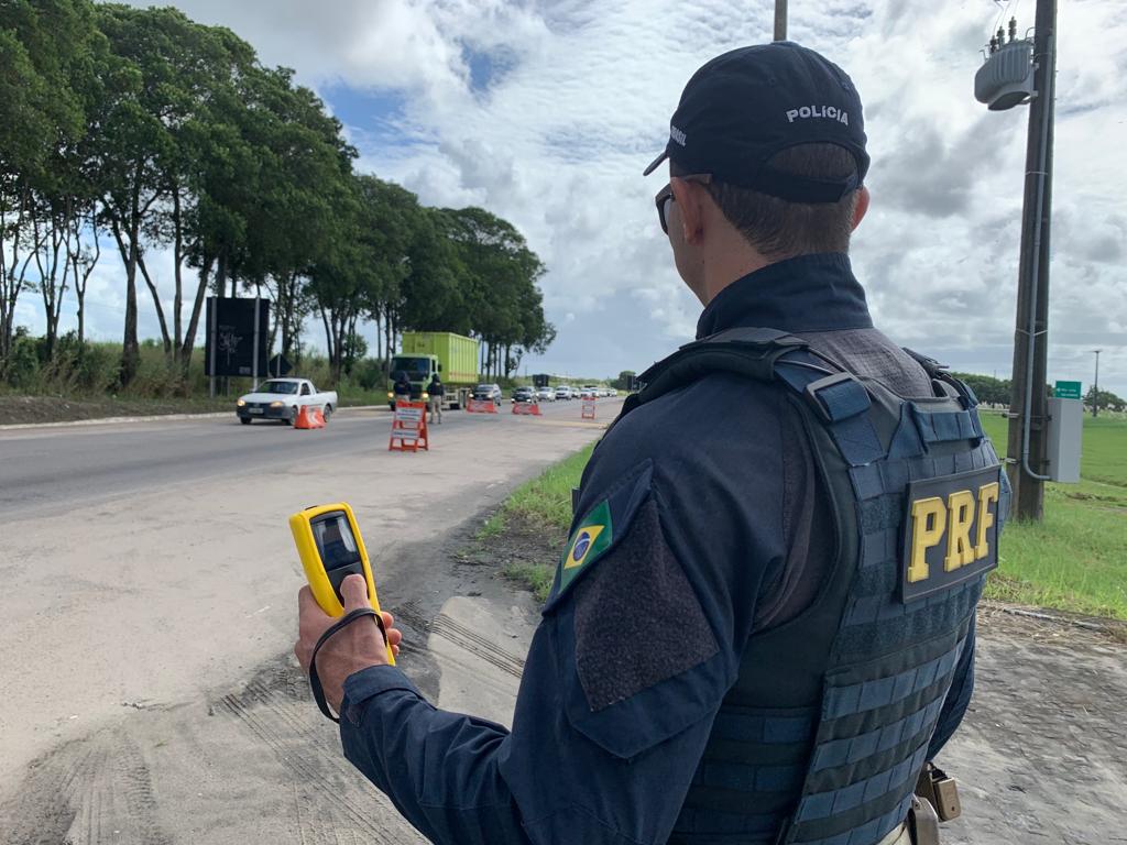 A Polícia Rodoviária Federal divulgou o balanço da Operação Festejos Juninos 2025, em Pernambuco
