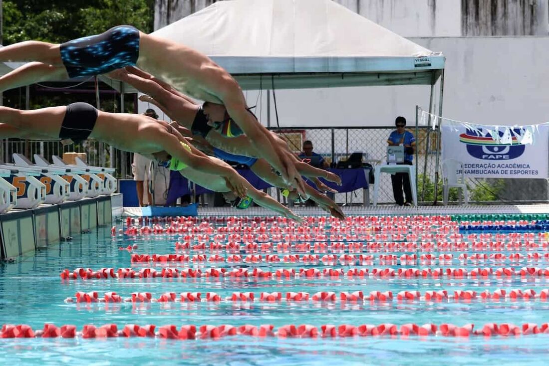Jogos Universitários de Pernambuco (JUPs) tem disputa da natação no Santos Dumont 