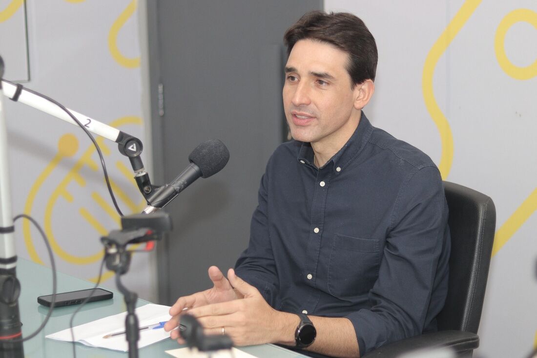 Folha Política - Silvio Costa Filho, Ministro de Portos e Aeroportos do Brasil