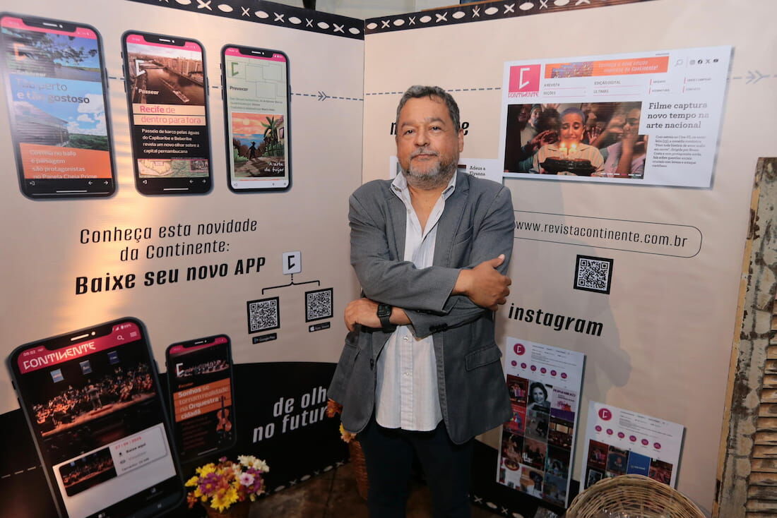 Superintendente de Periódicos e Projetos Especiais da Cepe, Mário Hélio, primeiro editor da revista Continente Multicultural