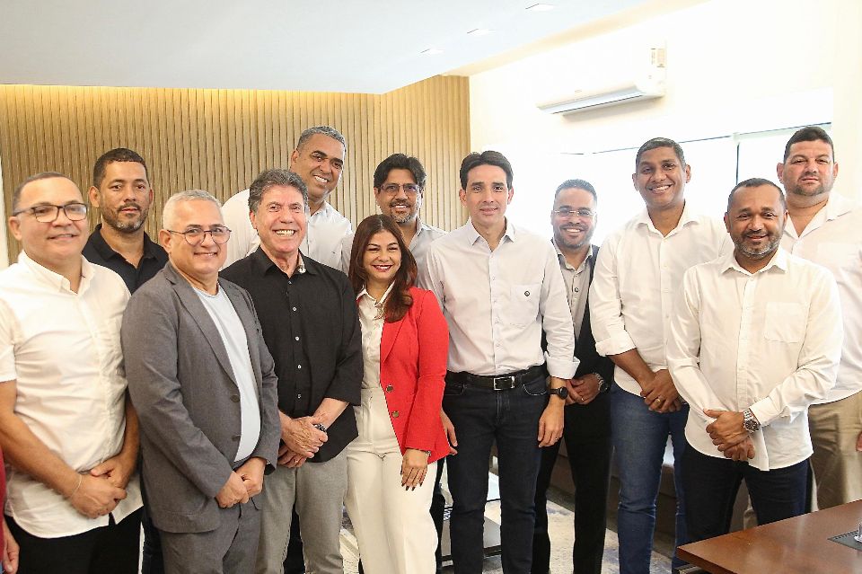 Ministro de Portos e Aeroportos, Silvio Costa Filho se reúne com prefeito do Cabo de Santo Agostinho, Lula Cabral para discutir investimentos em Suape