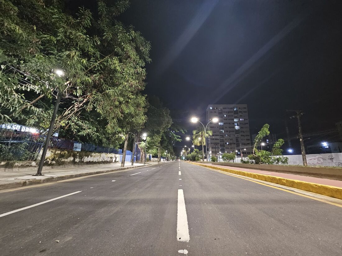 Avenida Mário Melo é entregue à população após obras