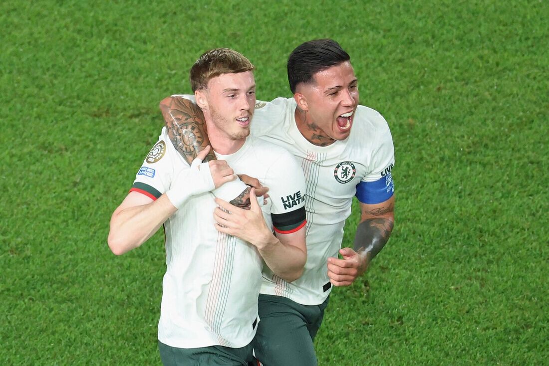Cole Palmer, de 23 anos, e Enzo Hernandez, de 24, são alguns dos jogadores mais jovens do Chelsea