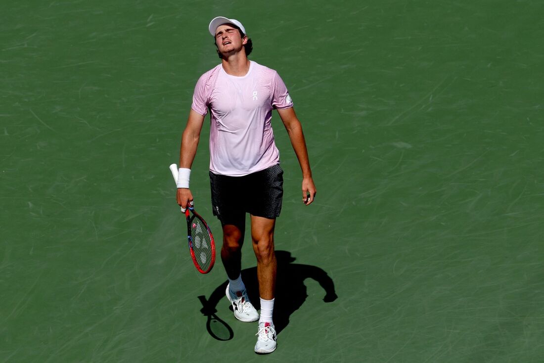 João Fonseca perde na estreia do Masters de Toronto