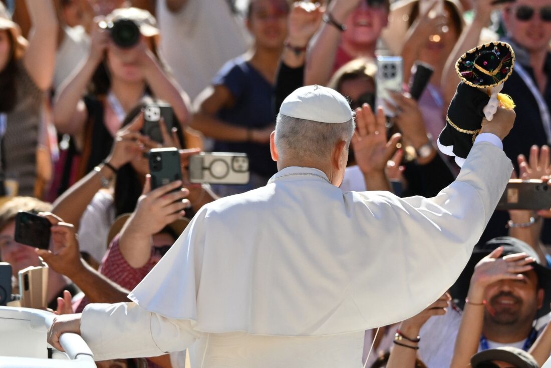  Vaticano promove "missionários digitais"